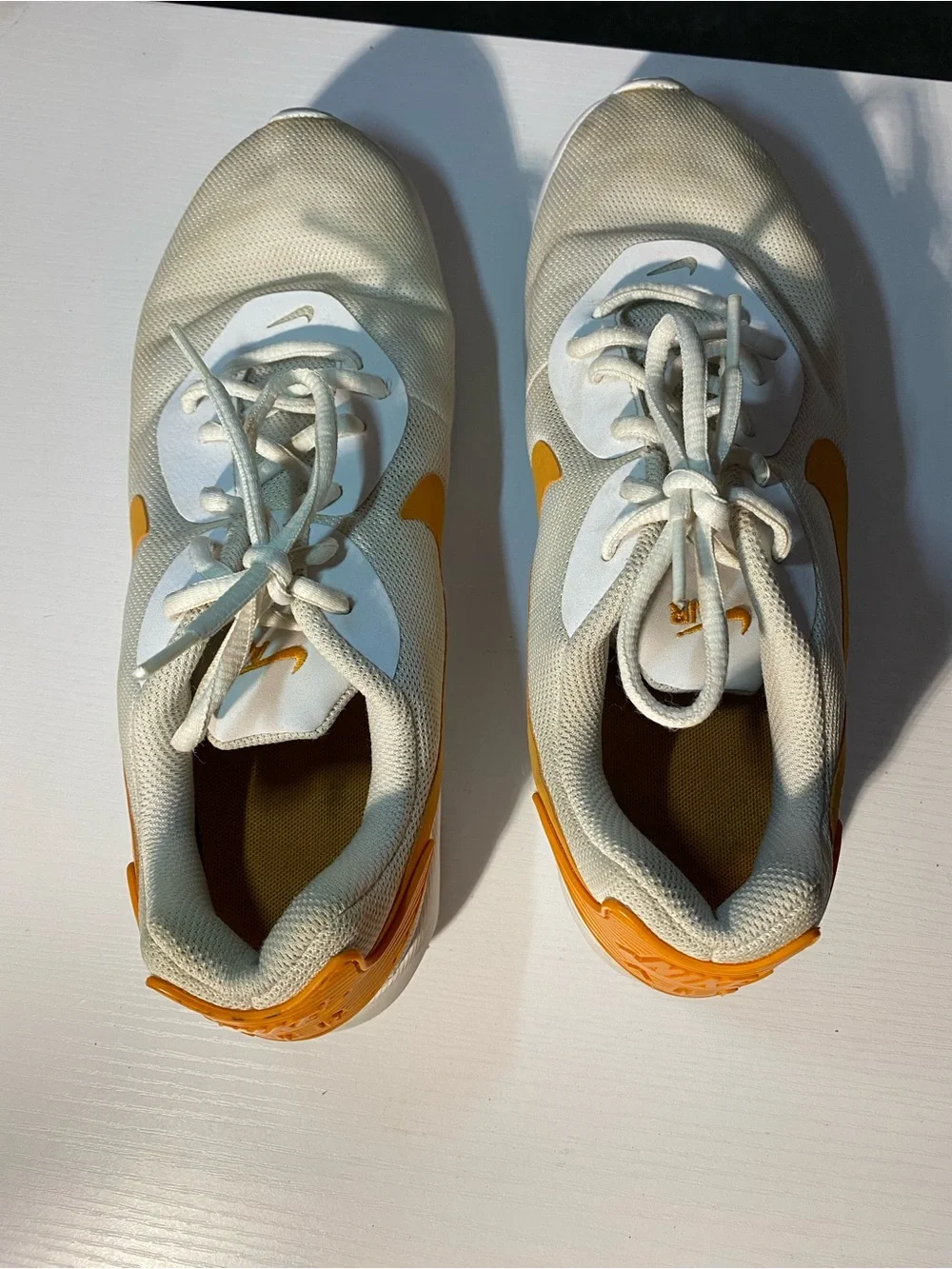 Nike Air Max Oketo White Orange Peel Running Shoes AQ2231-101 Women's Size 9⁠